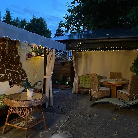 Mit Sauna In Einer Ruhige Wald Lage.