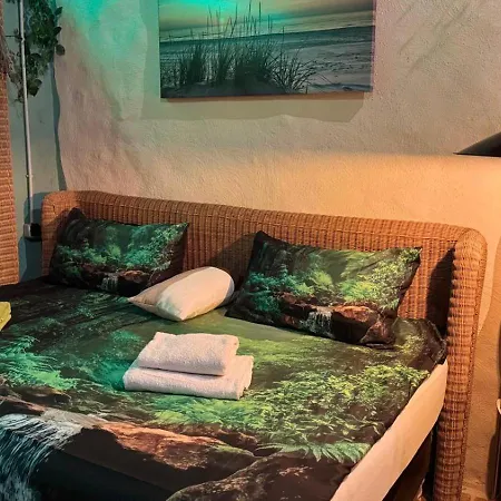 Mit Sauna In Einer Ruhige Wald Lage. Grossnaundorf