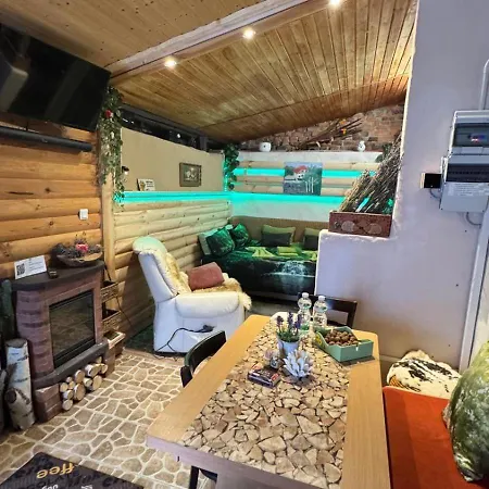 Mit Sauna In Einer Ruhige Wald Lage. Grossnaundorf