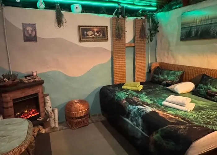 Mit Sauna In Einer Ruhige Wald Lage.